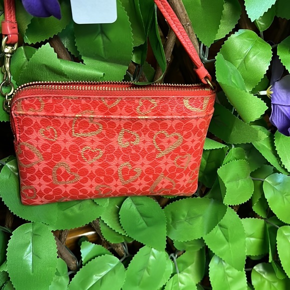 Coach - Picture 4 of 4